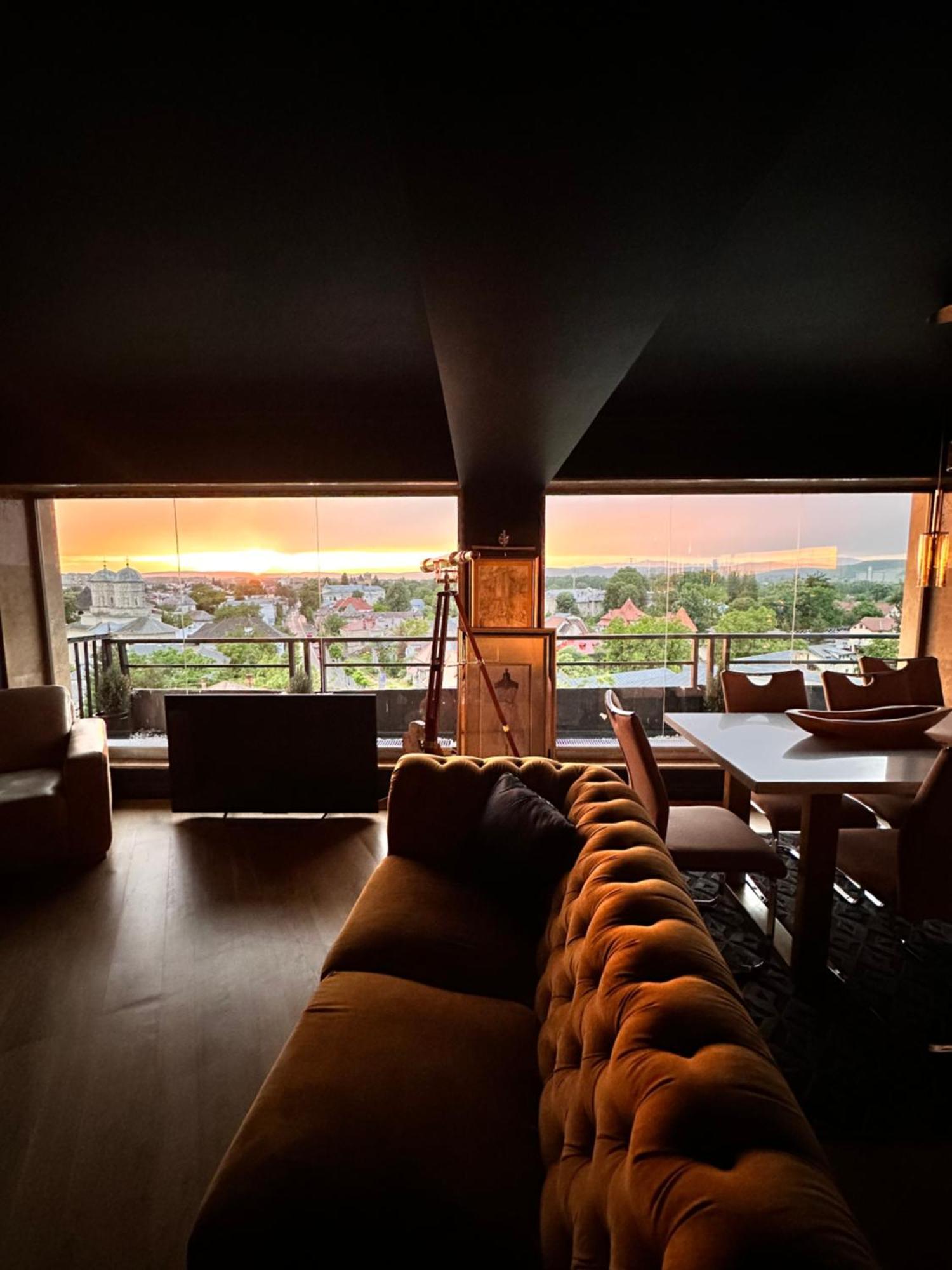 Noir Penthouse Targoviste Exterior foto